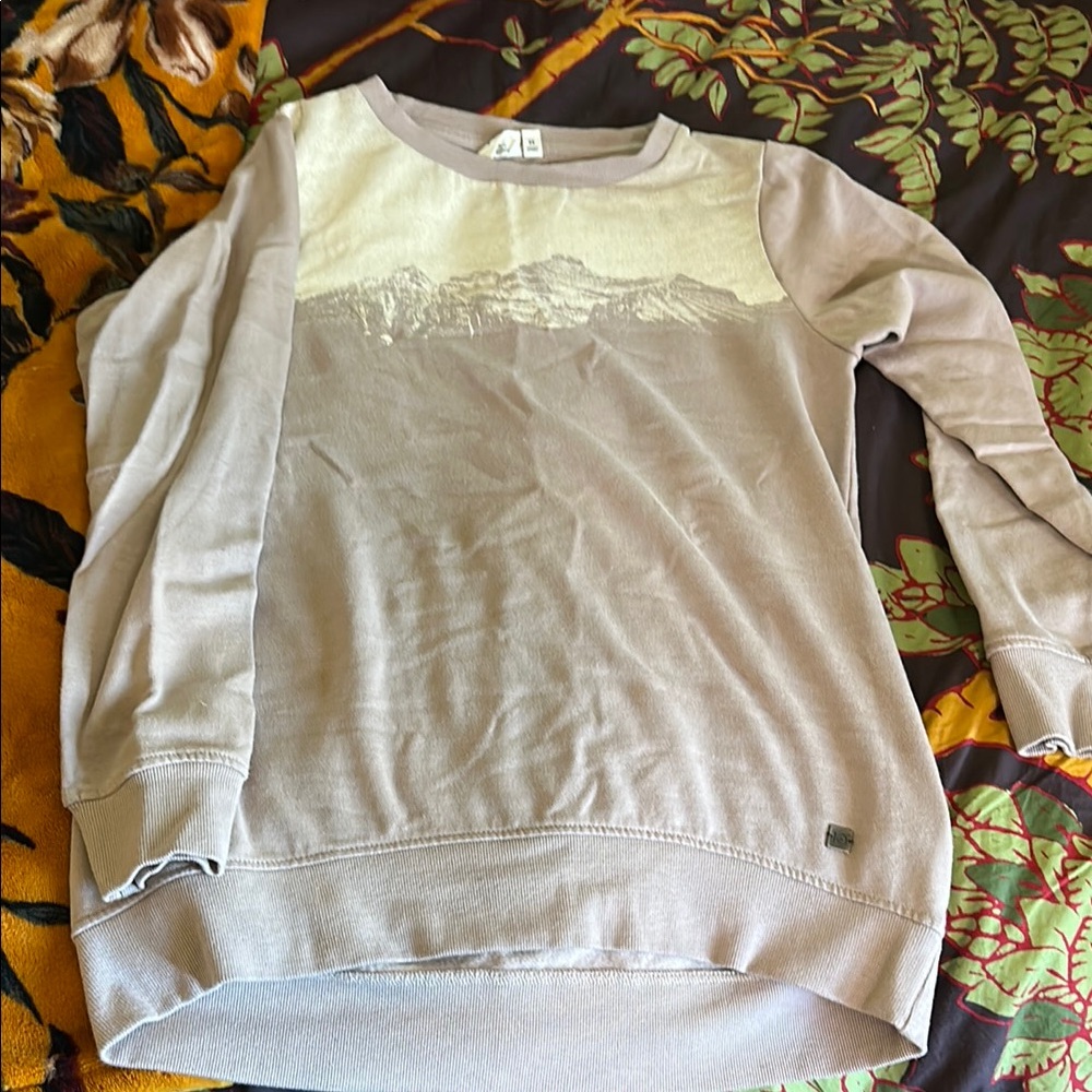 Purple Gray Sweater with Mountain Design